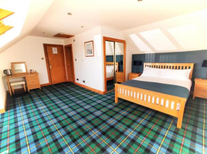 stay@dunstaffnage